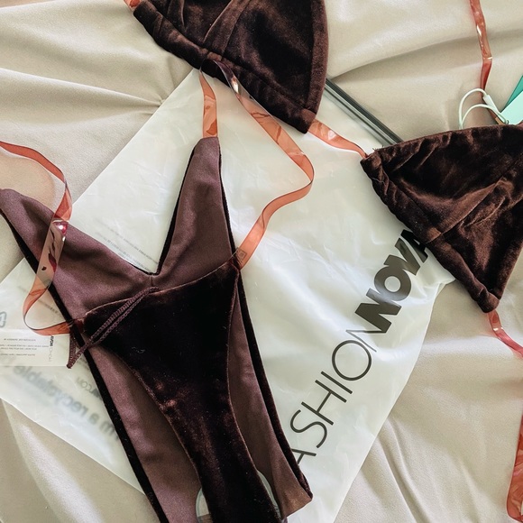 Velvet brown bikini, size large - Picture 10 of 10